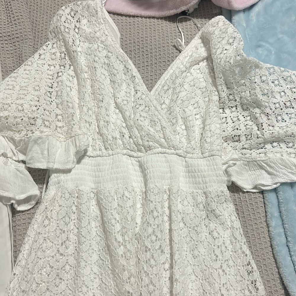 Japer white romper/dress size small - Picture 7 of 9
